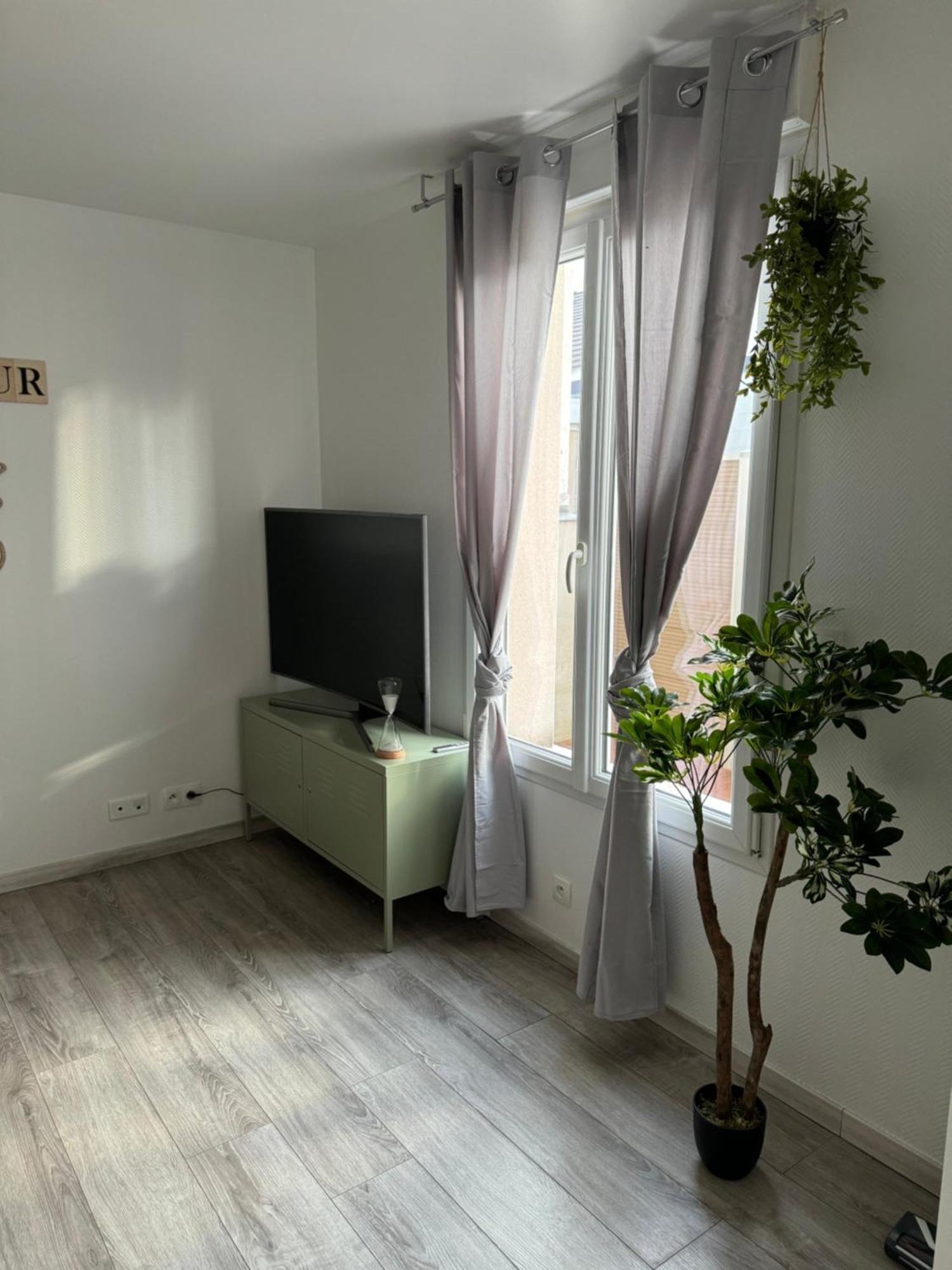Chez Brunella Centre Avec Parking Reims